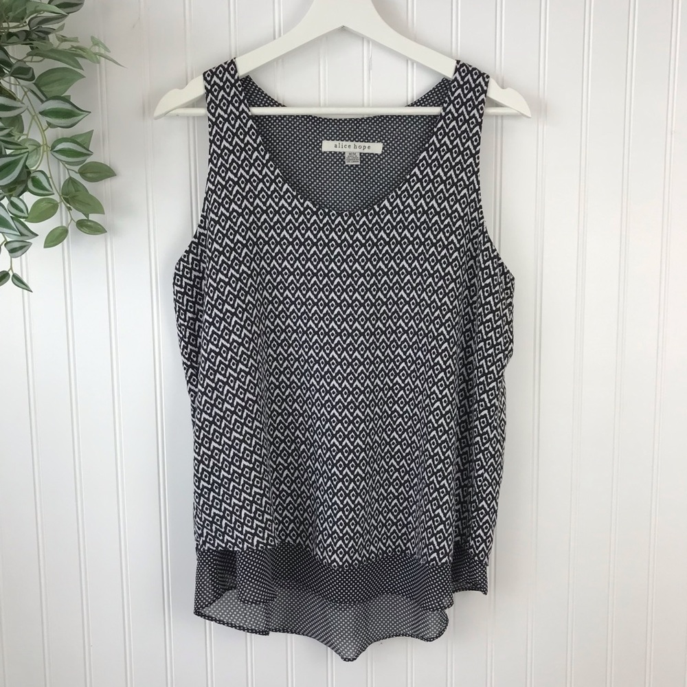 ALICE HOPE Black & White Layered Sleeveless Top M